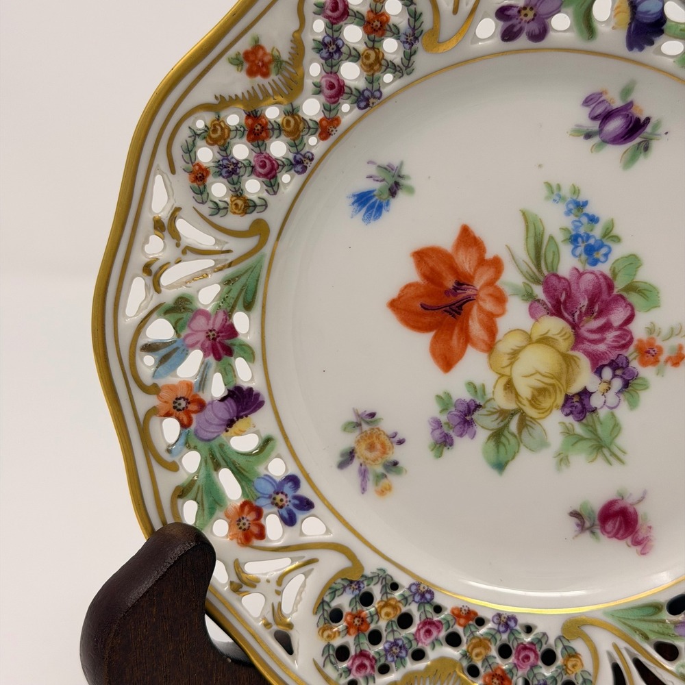 Vintage Schumann Arzberg Germany Chateau Dresden Flowers 6" Reticulated Plate - Picture 5 of 12